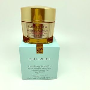 Estée Lauder Revitalizing Supreme Creme